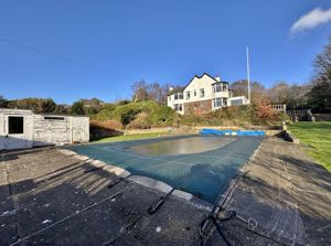 Photo 10- click for photo gallery